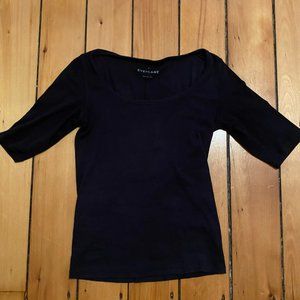 soft basic everlane tee